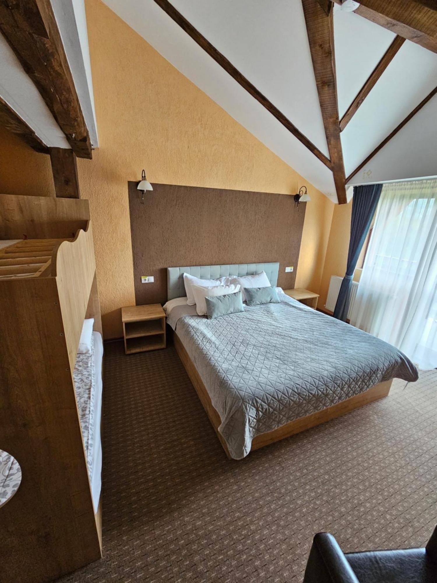 Pensiunea Tabacaru Peştera 部屋 写真